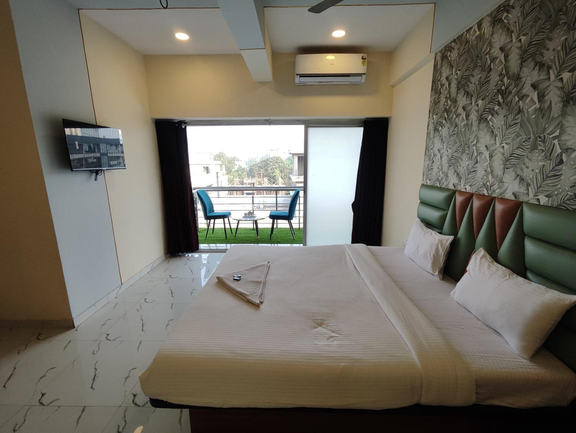 New Balaji Residency By Glitz Hotels Ulhāsnagar エクステリア 写真